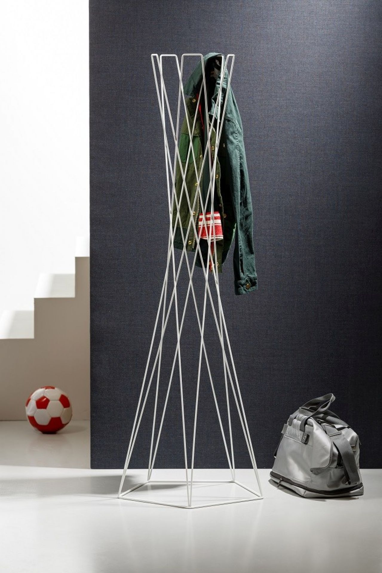 Basket porte-manteau Cascando