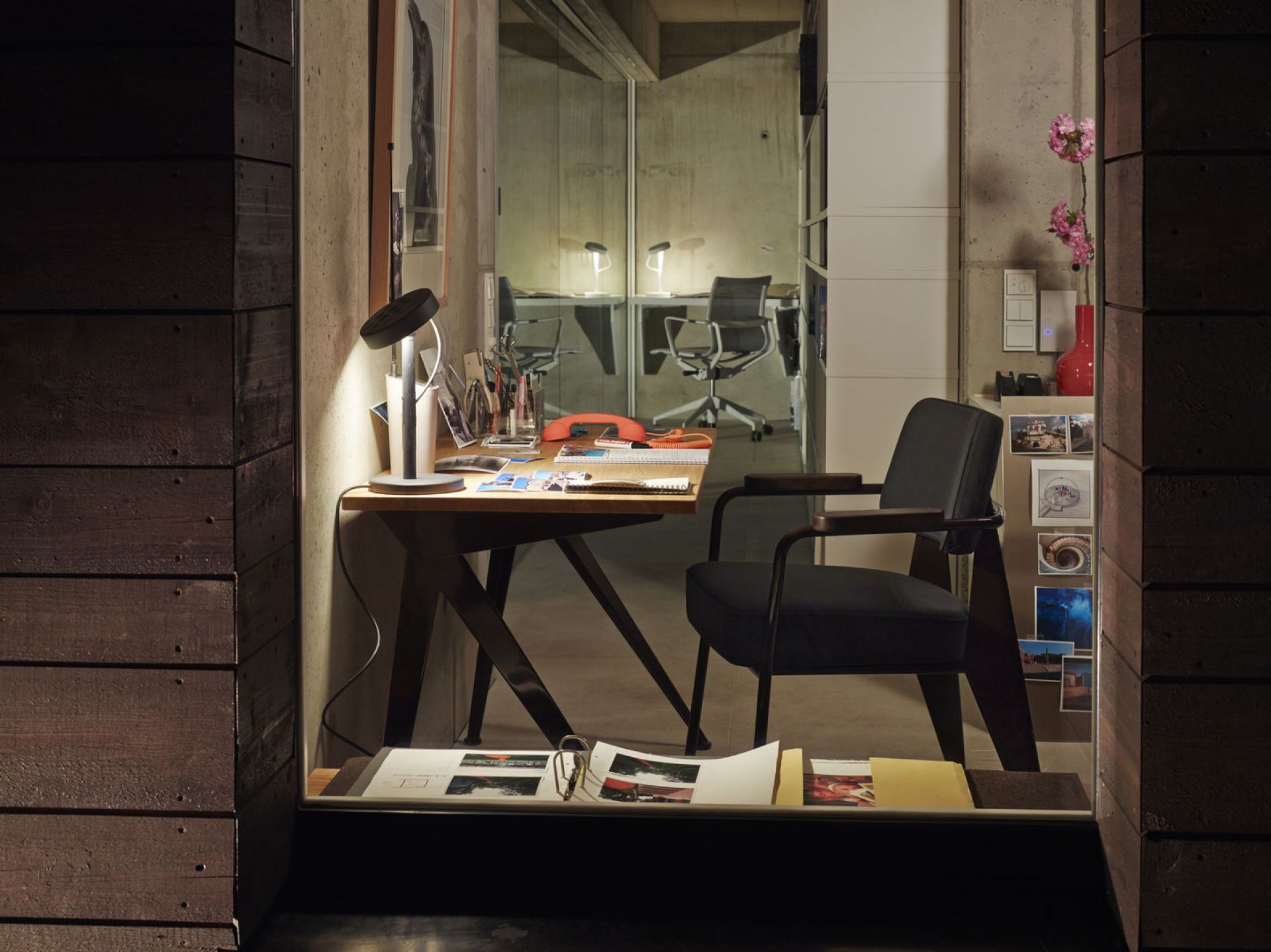 Fauteuil Direction Armchair Vitra