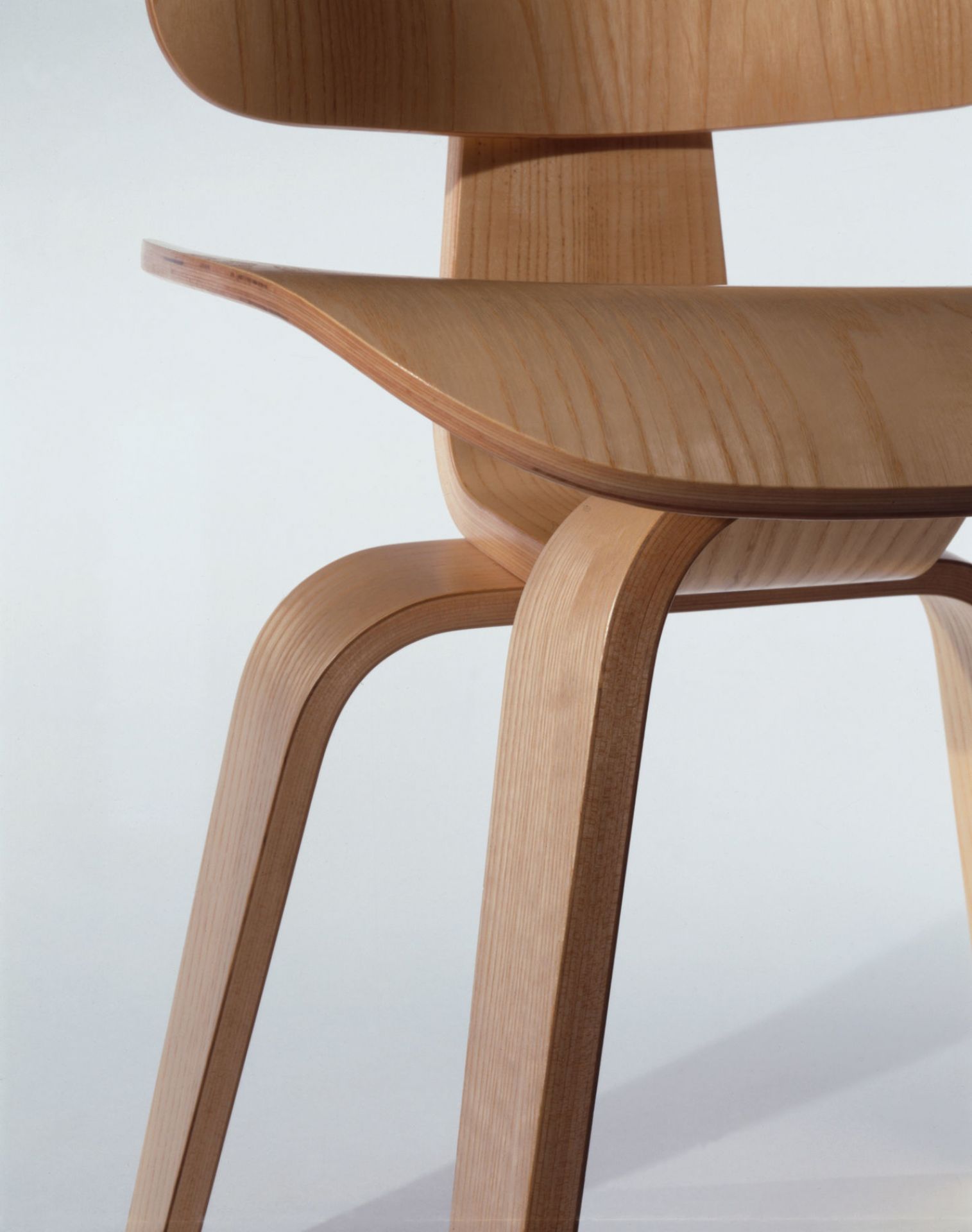 Plywood Group DCW Chaise en bois Vitra