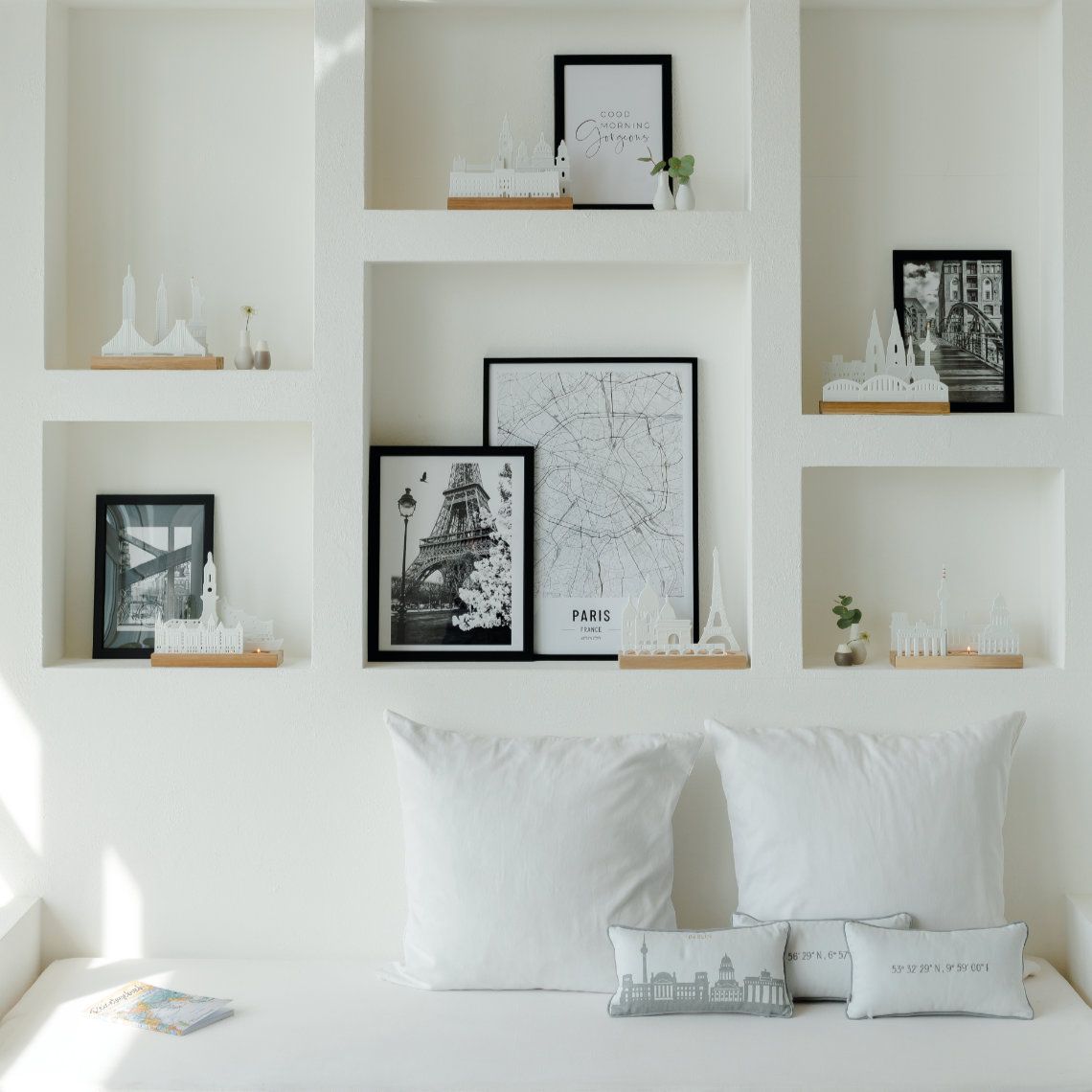 Objet lumineux Silhouette de la ville de Berlin Räder