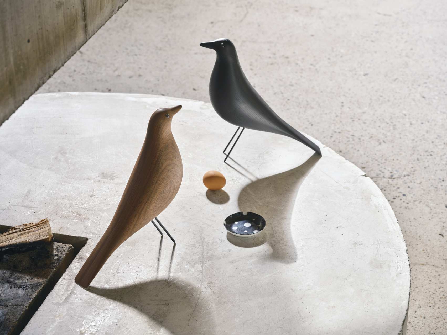 Eames House Bird sculpture frêne noir Vitra NOUVELLE VERSION