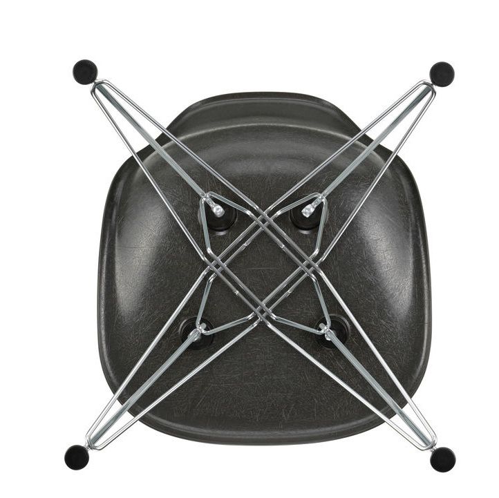 Eames Fiberglass Chair DSR chaise Vitra