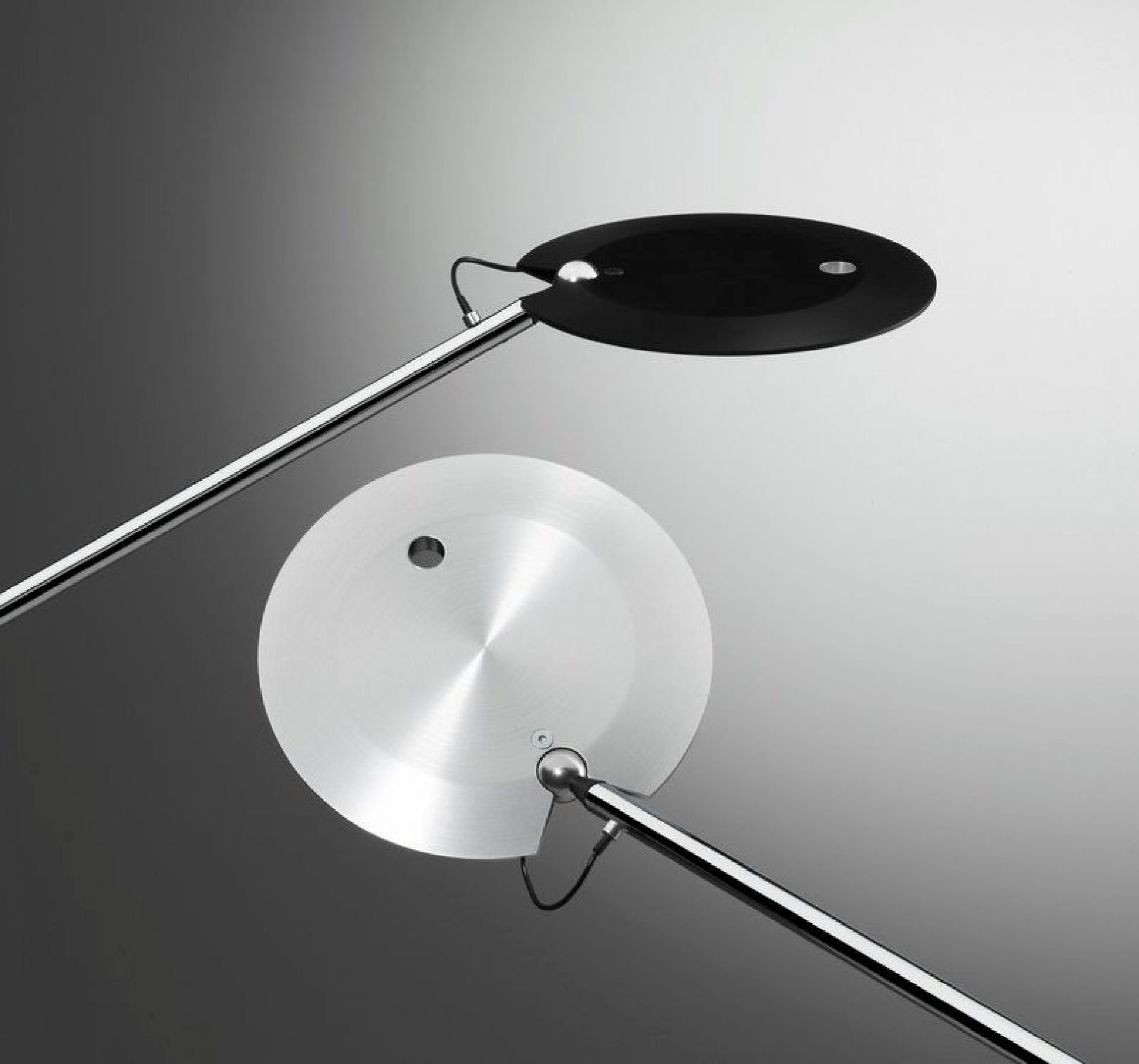 PINA LED T Lampe de Table Baltensweiler