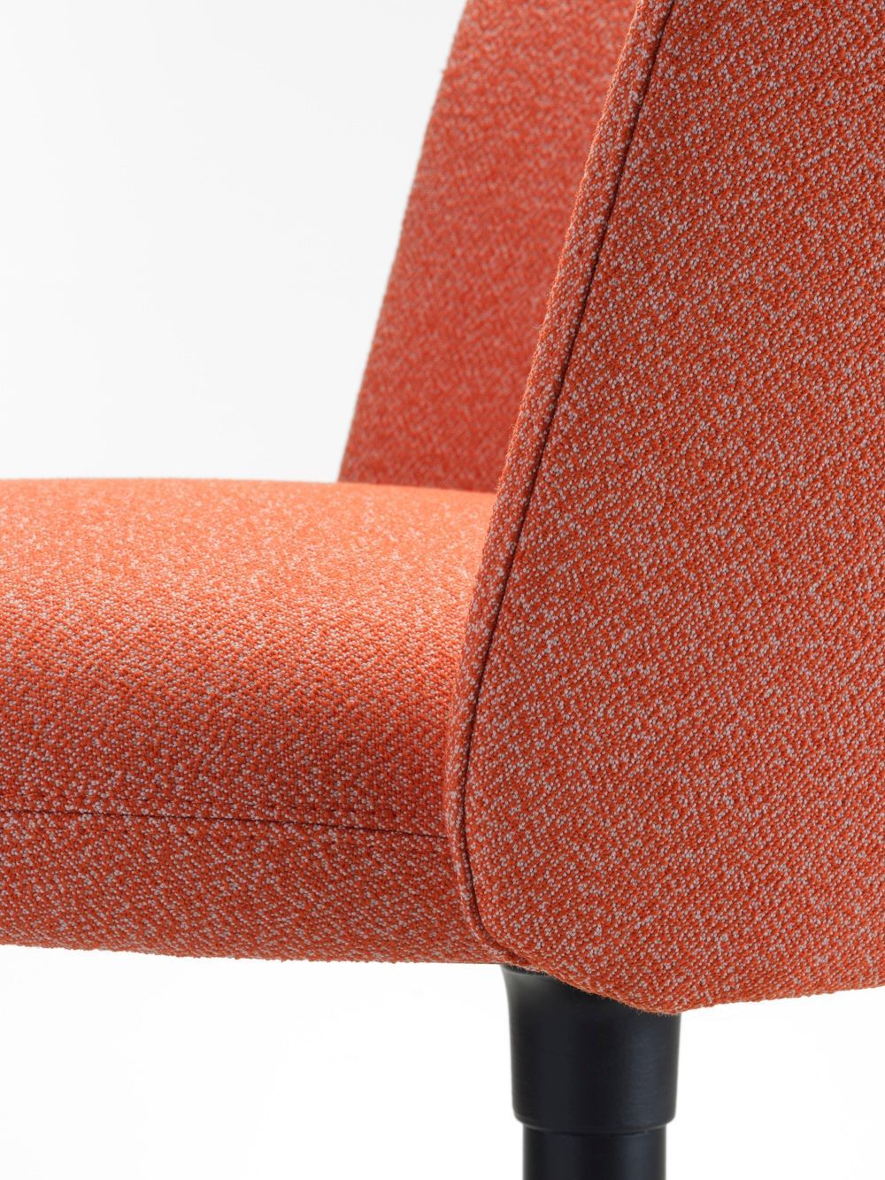 Mikado Side Chair High Chaise /  Tabouret de bar Vitra