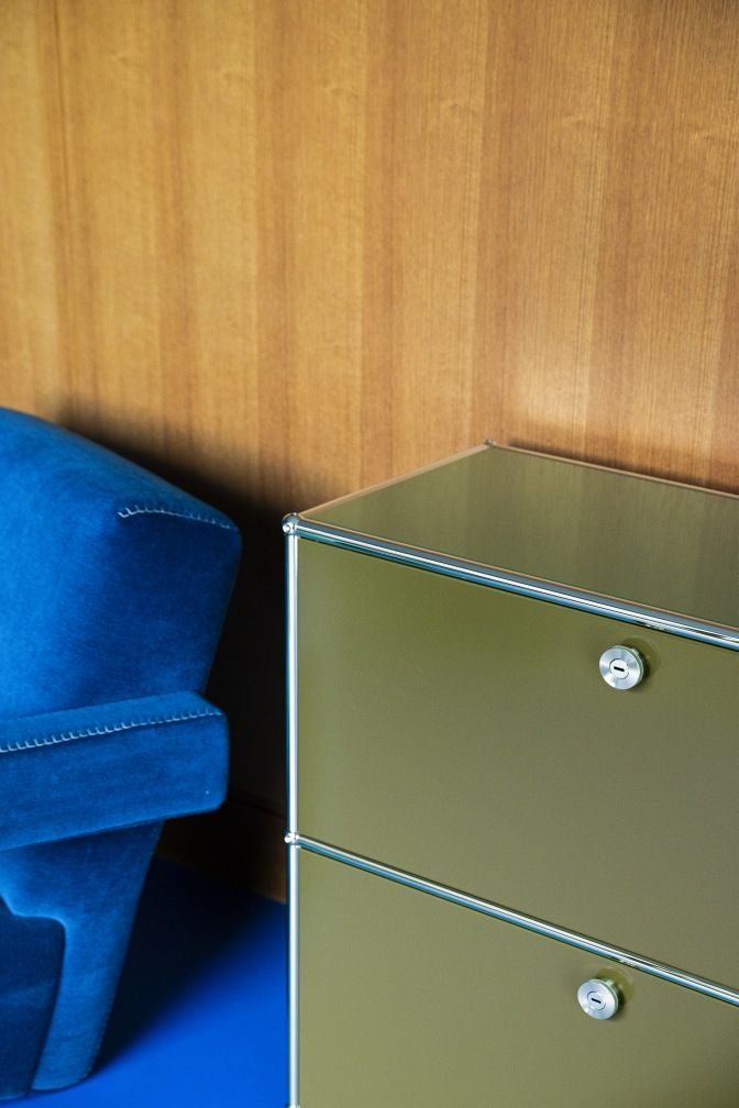 USM Haller Highboard avec trois portes rabattables Vert olive NOUVEAU TEINTE STANDARD 