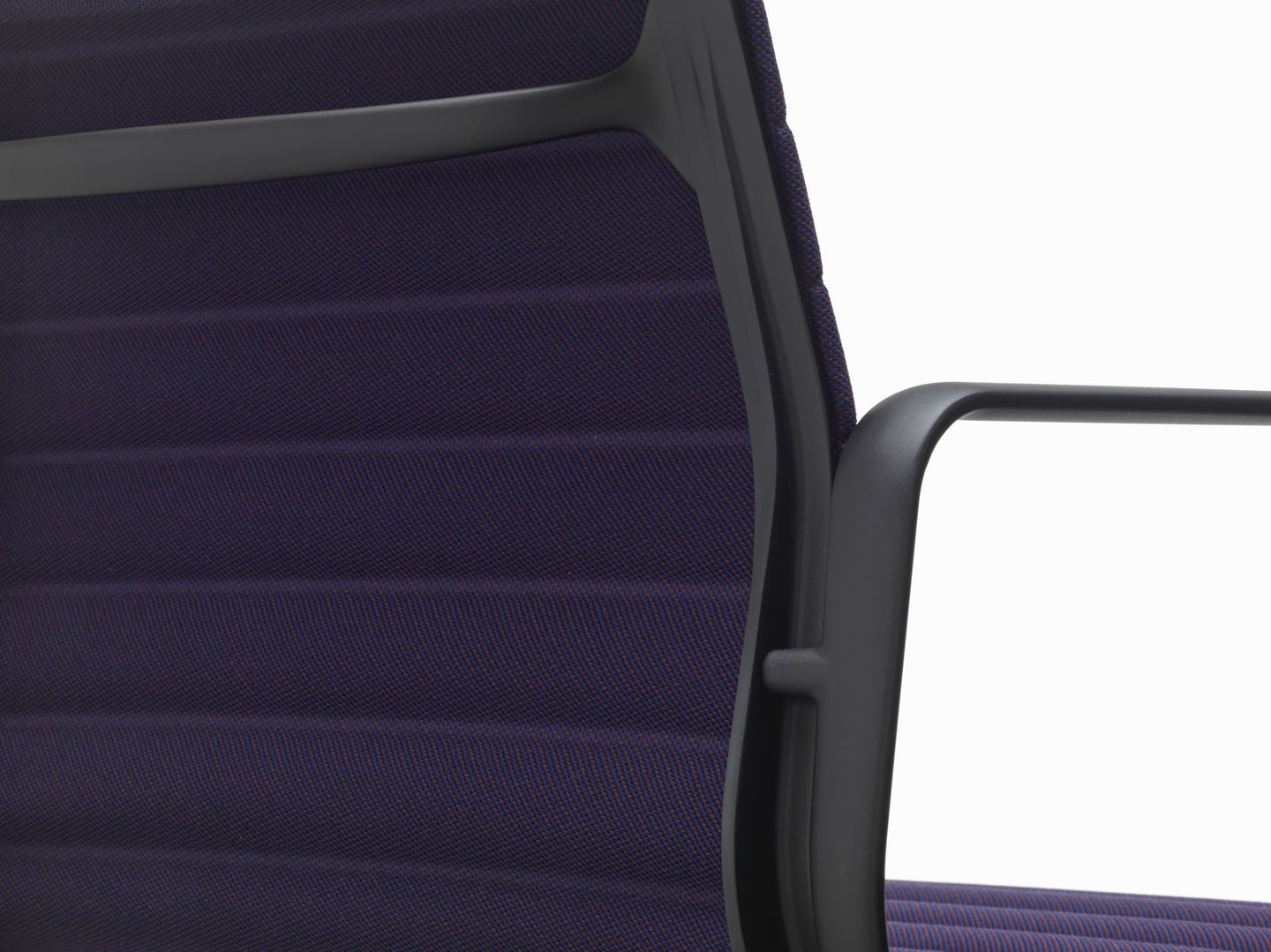 Aluminium Chair EA 131 / EA131 Chaise Vitra