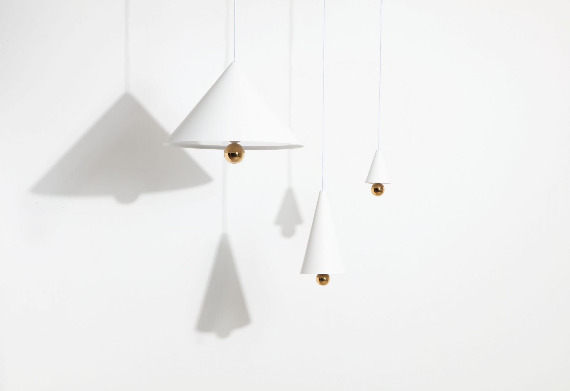 Cherry Pendant light Lampe à suspendre XS Petite Friture Blanc