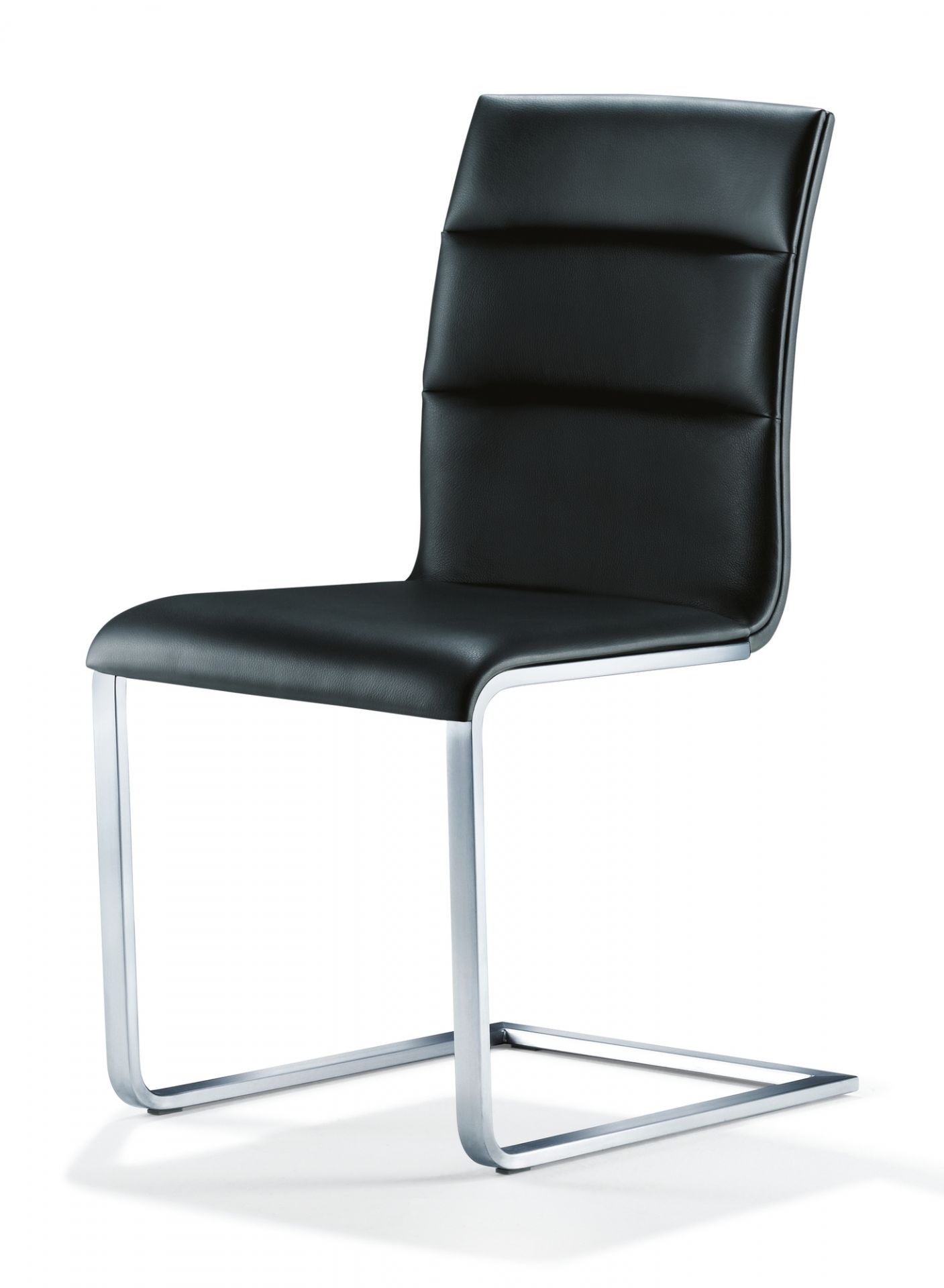 Lynn chaise Girsberger