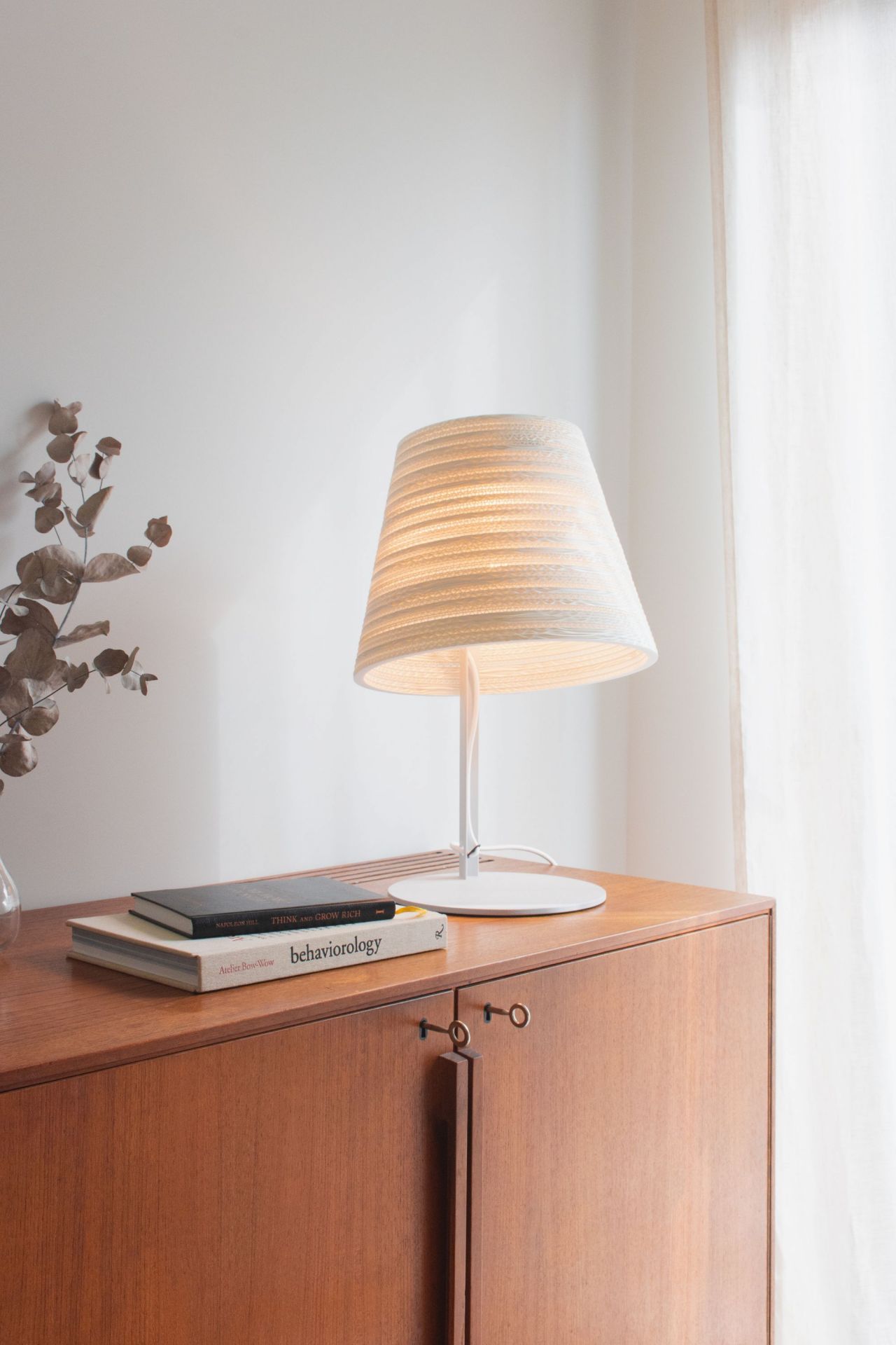 Tilt Lampe de Table Scraplights blanc Graypants