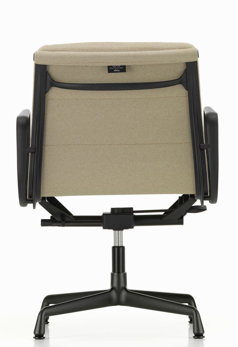 Soft Pad Chair EA 231 / EA231 Chaise Vitra