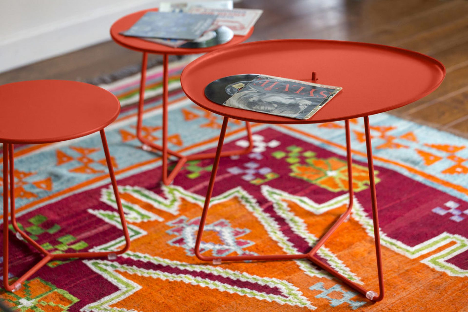 Cocotte petite de plein air table Fermob Rouge coquelicot Cocotte petite de plein air table Fermob Rouge coquelicot