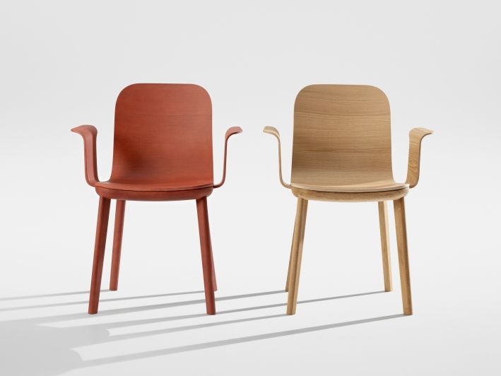 Aeon Comfort Chair chaise à accoudoirs Zeitraum Aeon Comfort Chair chaise à accoudoirs Zeitraum
