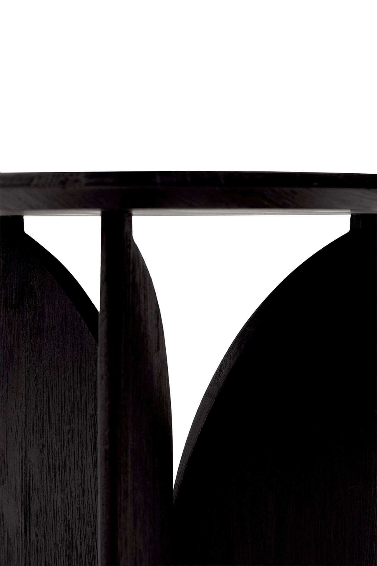 Teak Fin Table d'appoint Peint en Noir Ethnicraft