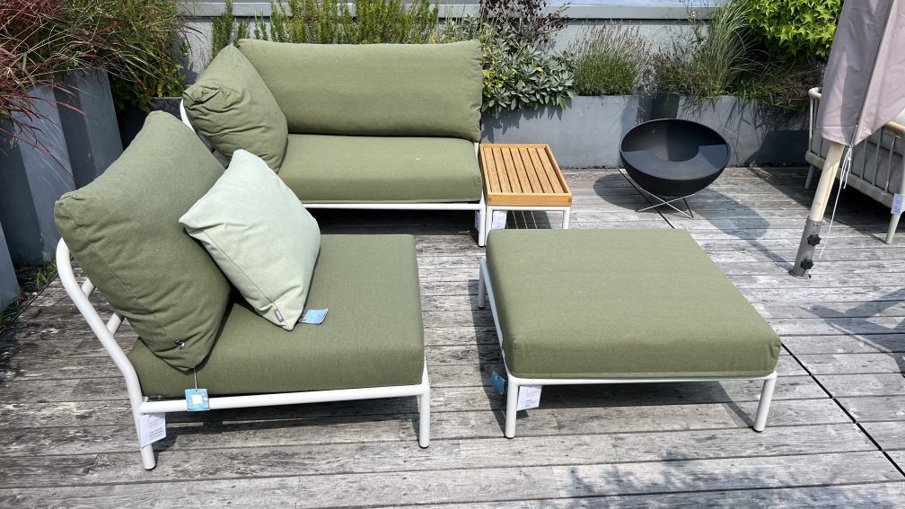 Level 2 Lounge Combination Outdoor Houe EXHIBITION PIECES