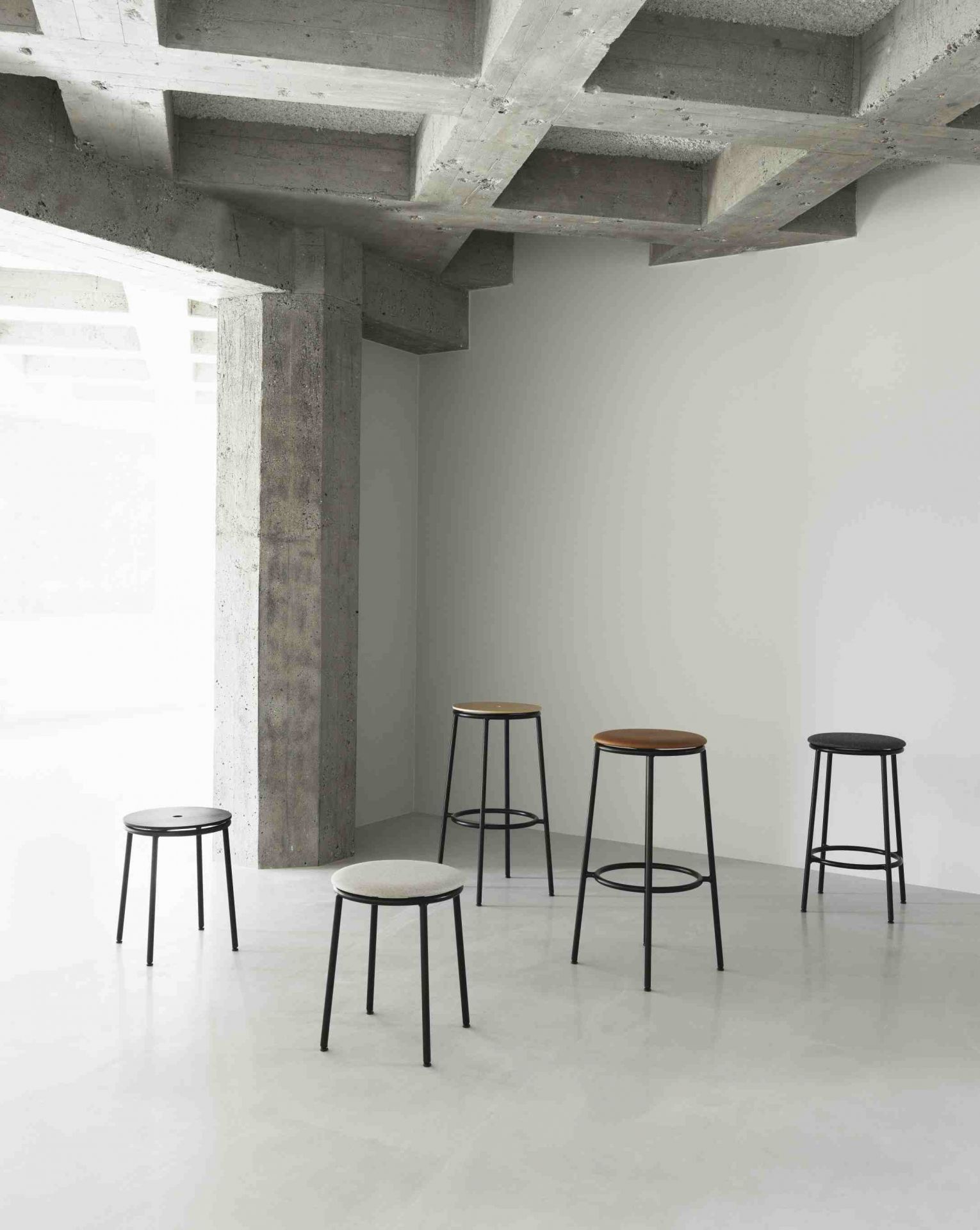 Circa Barstool H 65 cm Tabouret de bar Normann Copenhagen
