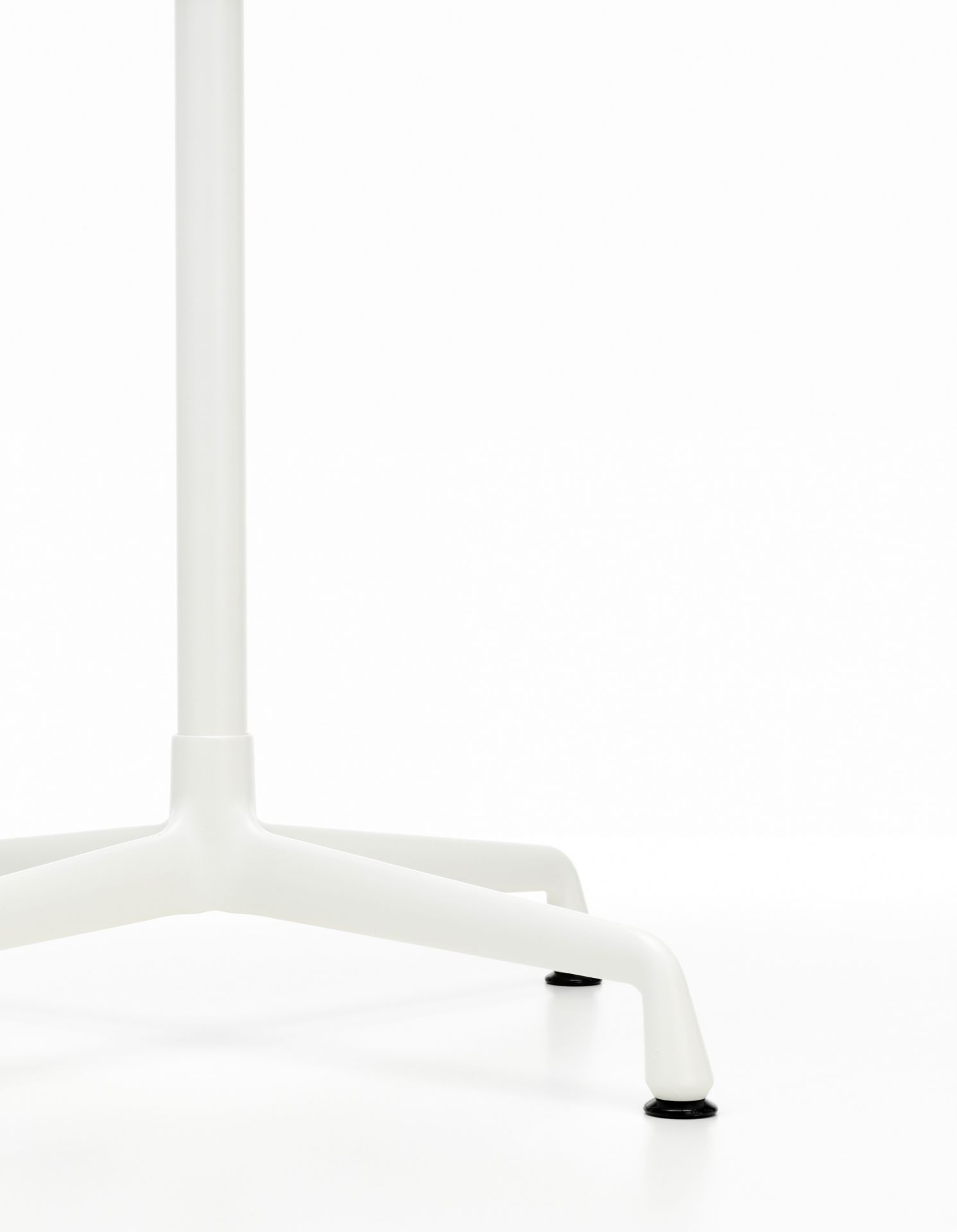 Eames Contract Table Ronde Ø80 cm Vitra