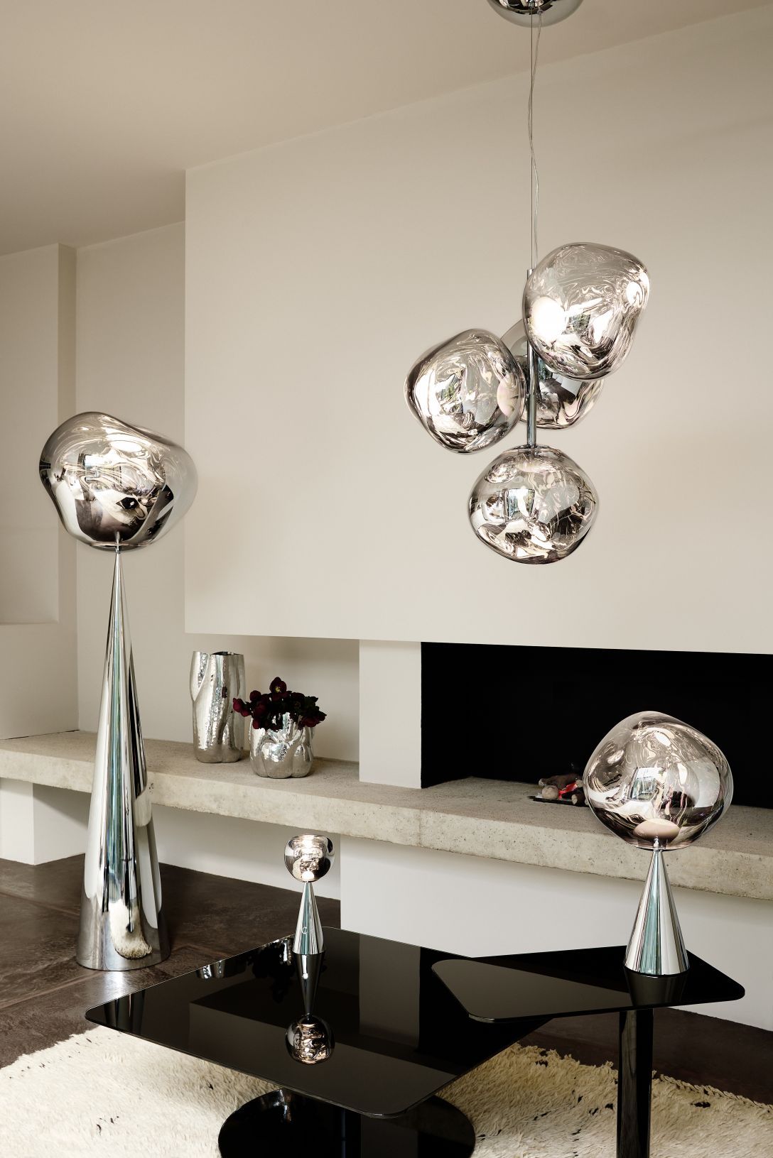 Melt Cone Fat Lampe de table argent - opale Tom Dixon