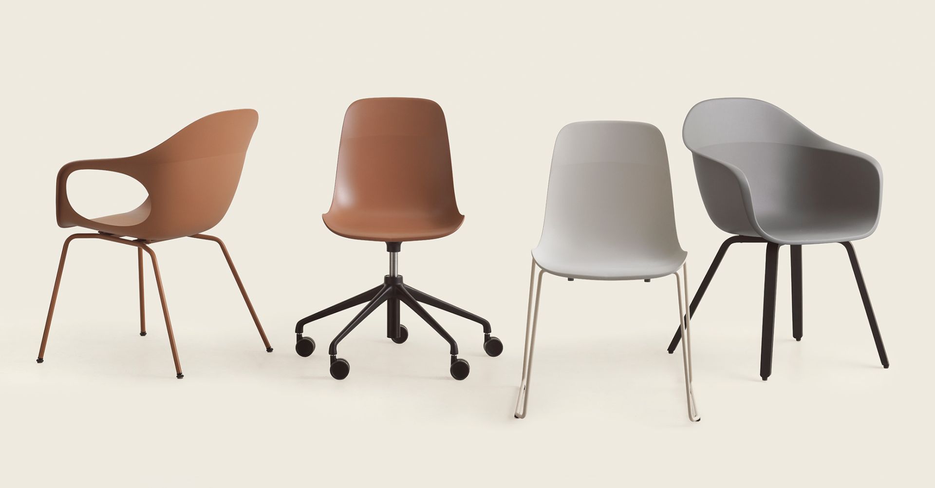 Fauteuil Elephantino piètement quatre pieds Kristalia