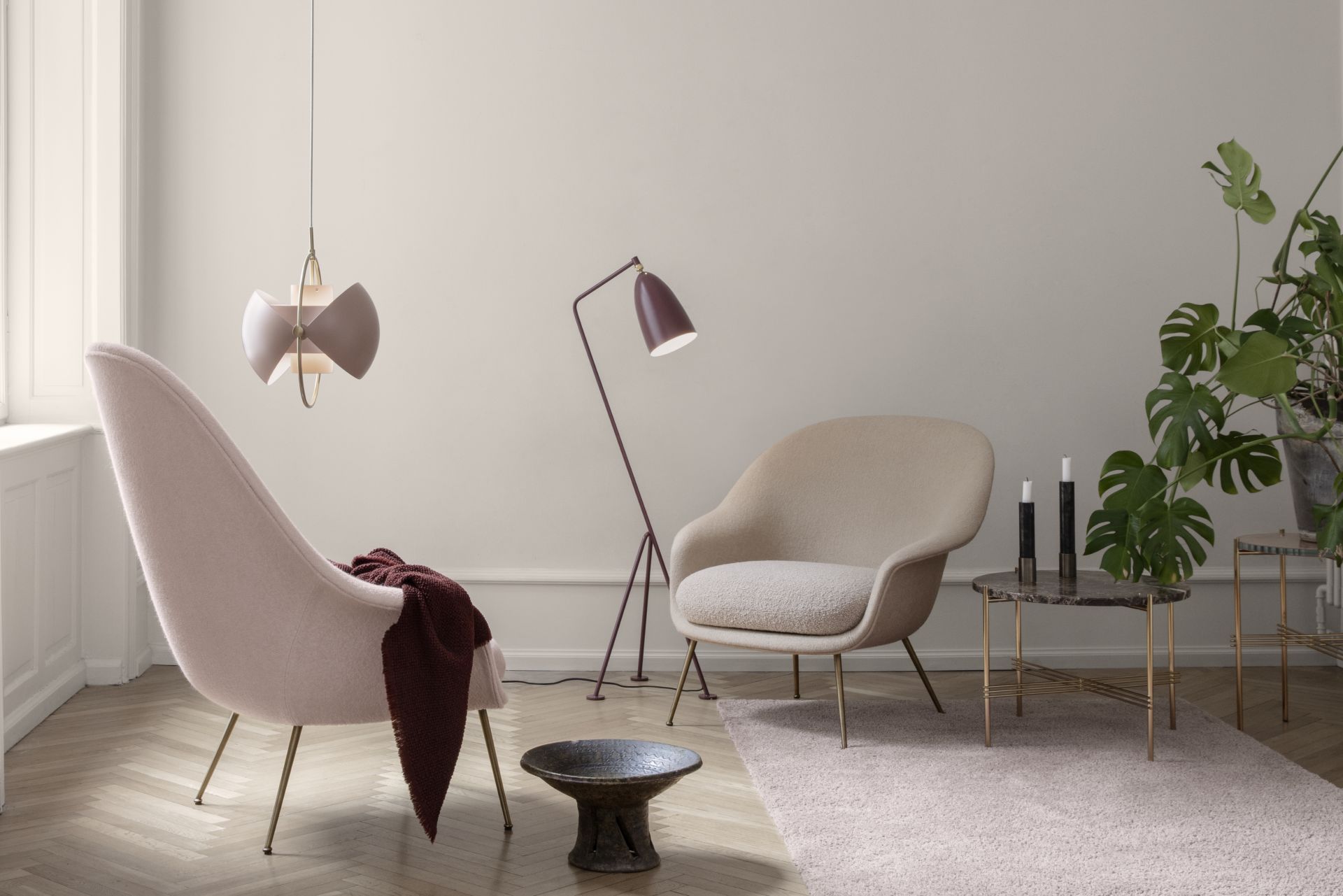 Gräshoppa / Grashoppa lampadaire Gubi