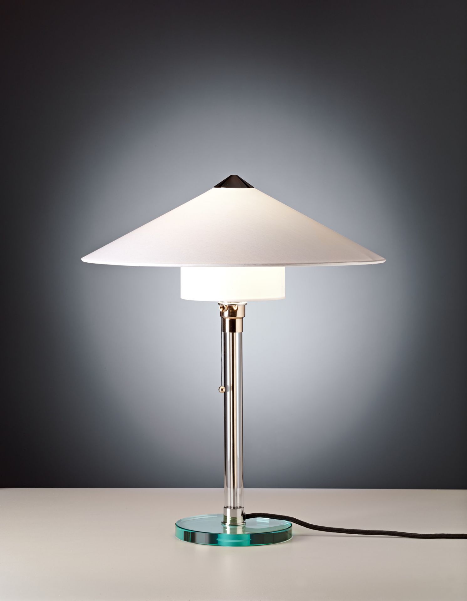 Wagenfeld WG27 Lampe de table Tecnolumen