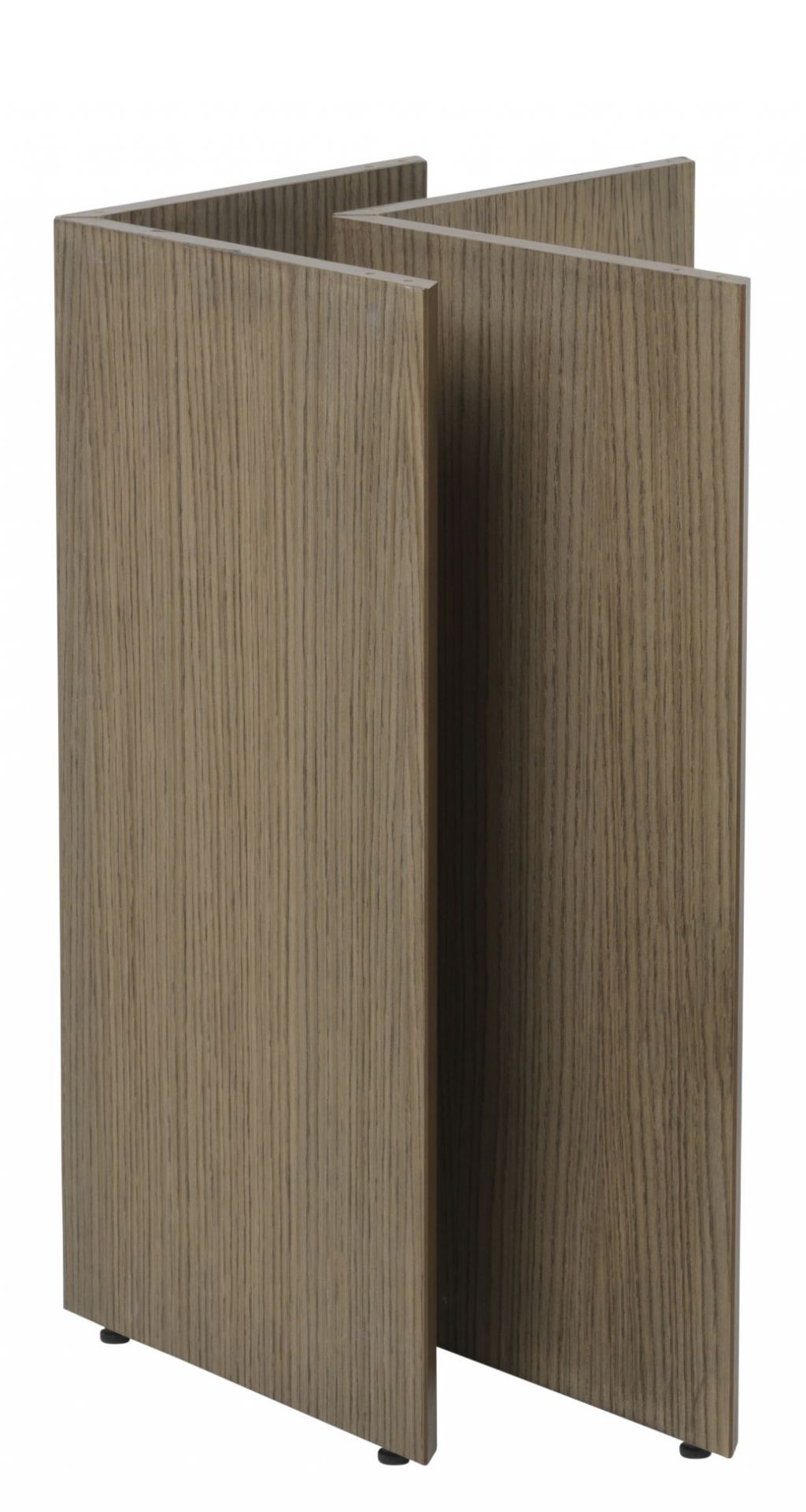 Mingle Table Table 135 cm Ferm Living Chêne teinté foncé
