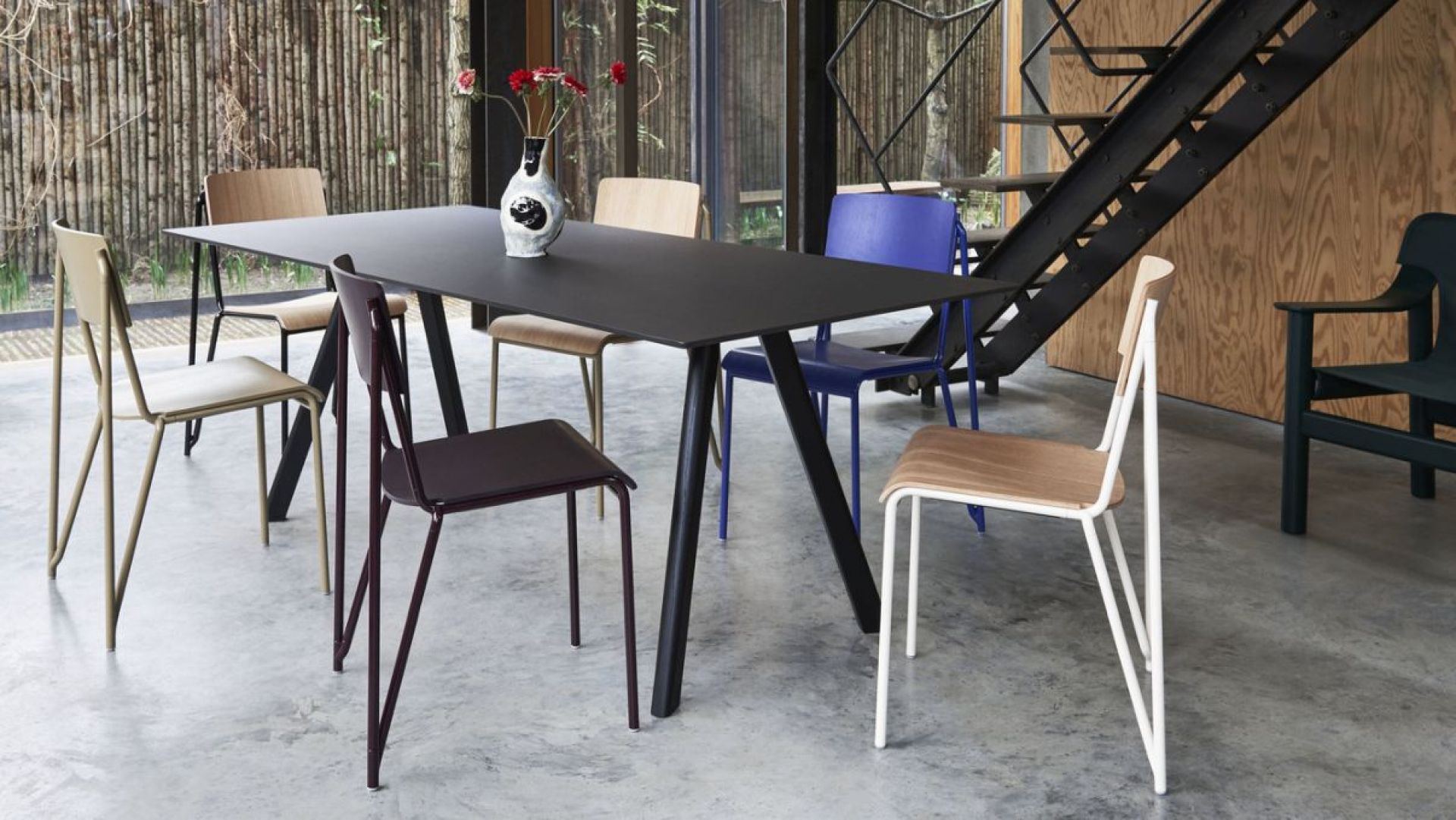 Petit Standard chaise bordeaux foncé Hay Petit Standard chaise bordeaux foncé Hay