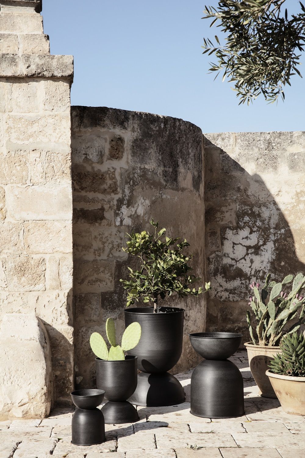 Hourglass Pot Small Pot petit Ferm Living 