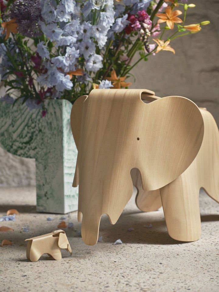 Eames Elephant Plywood tabouret Vitra NOUVELLE VERSION