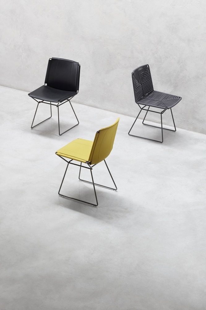 Neil Twist Chair Chaise MDF Italia Neil Twist Chair Chaise MDF Italia