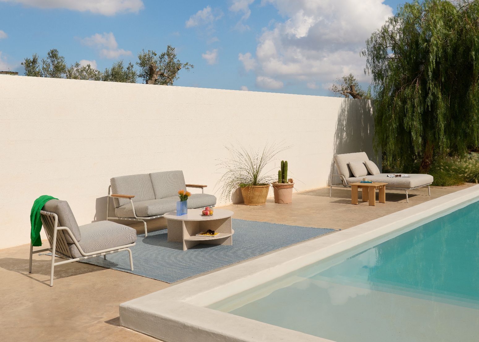 Assemble Coffee Table Table basse 55x55 cm Teck Outdoor Muuto 