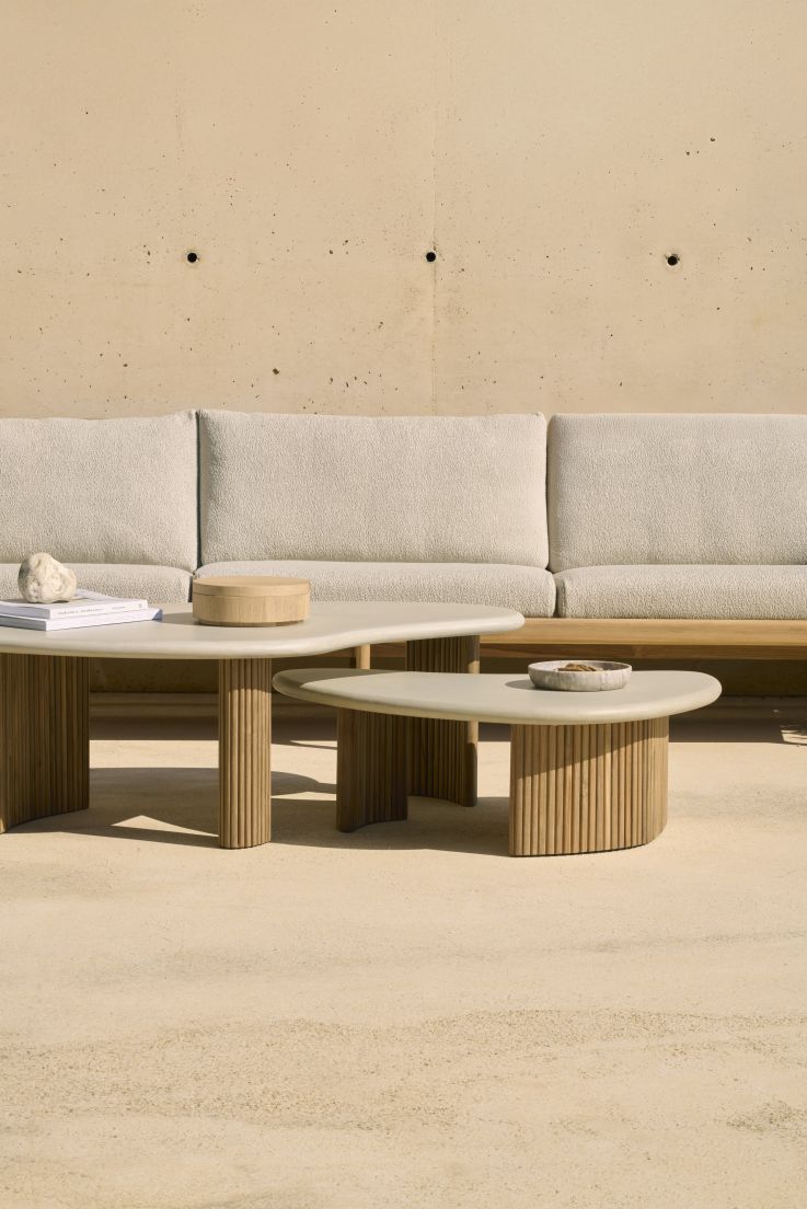 Boomerang Table basse d'extérieur béton/teck Ethnicraft
