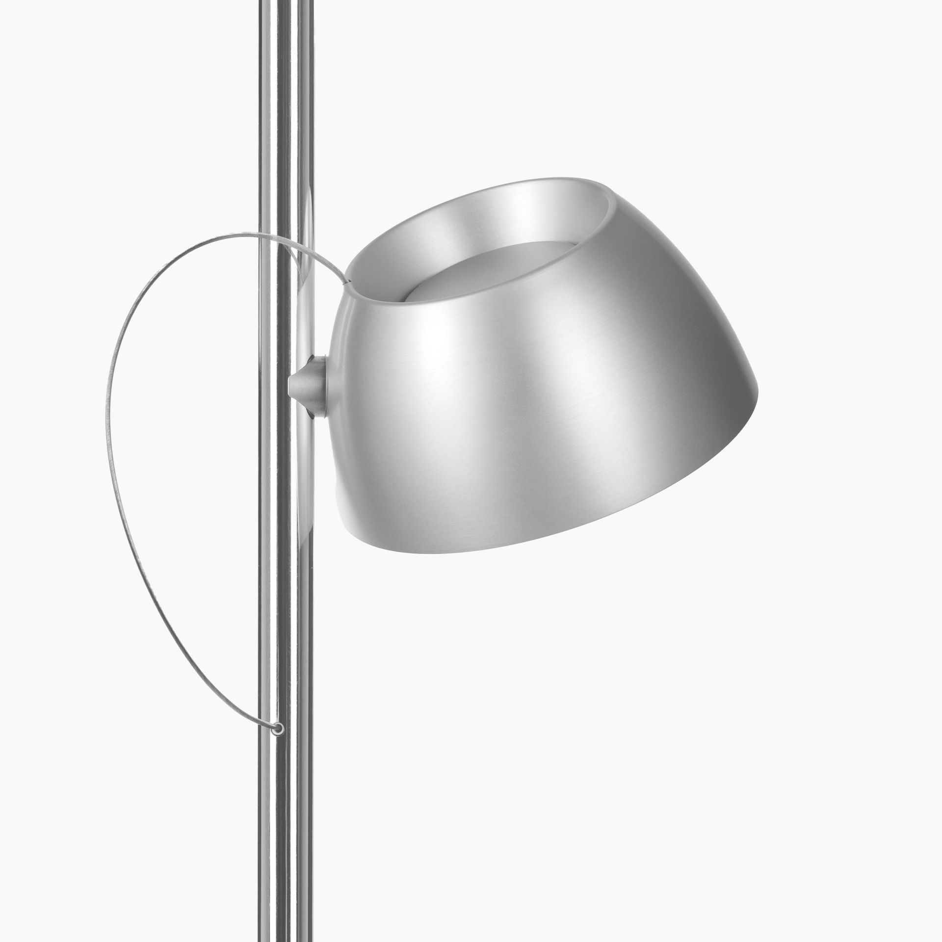 Irio S Lampadaire Baltensweiler