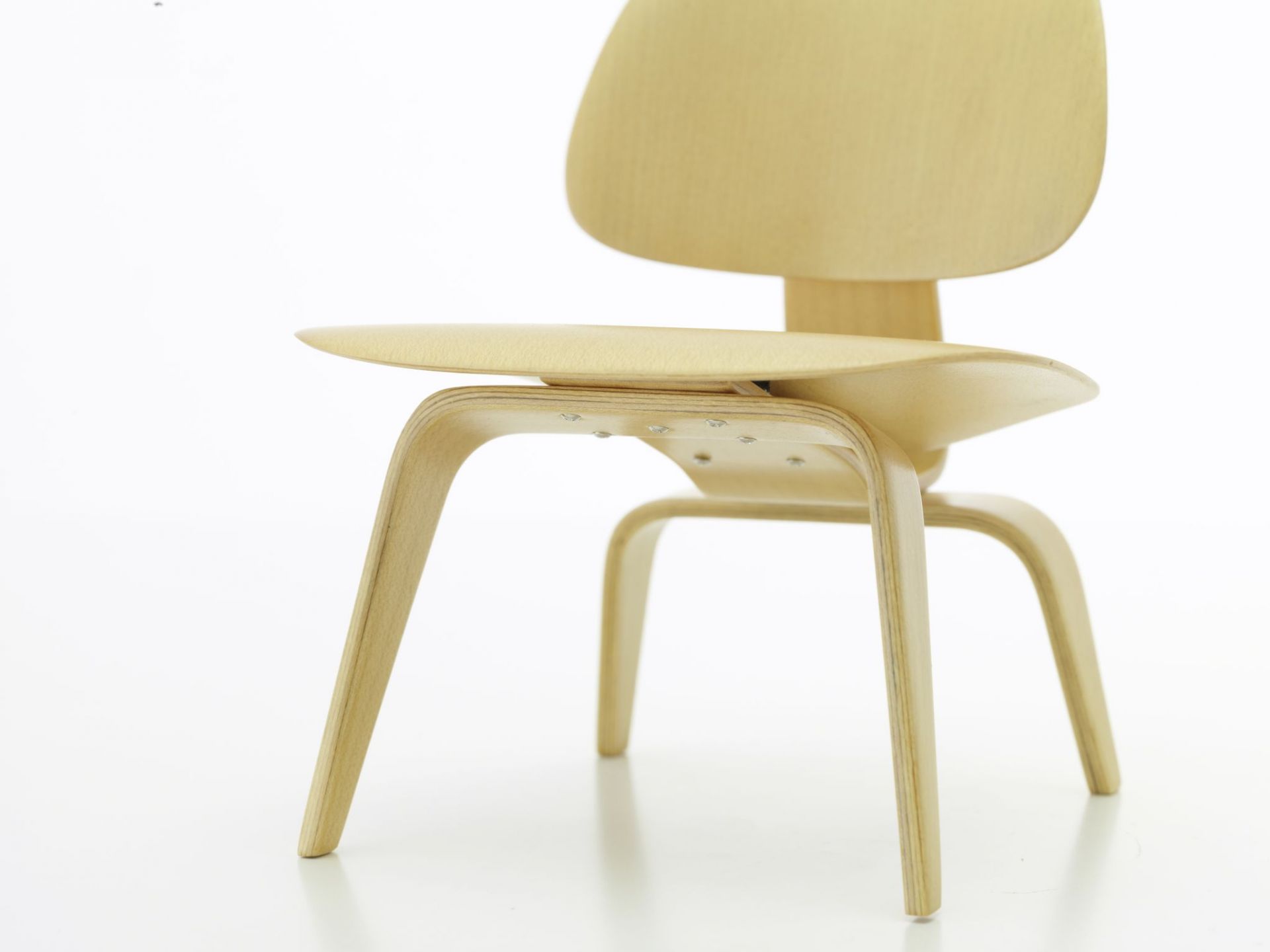 LCW [1945] Miniatur Chaise Vitra
