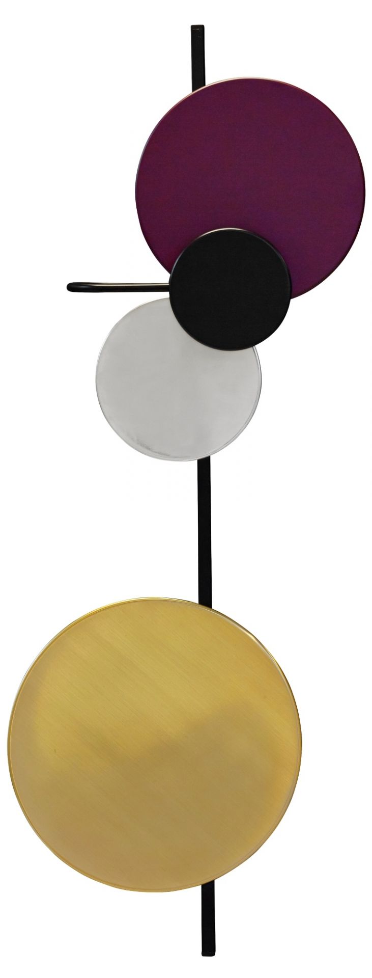 Planet Lamp Wandleuchte in Pflaume: Moderne Wandlampe mit goldenen, silbernen, schwarzen und pflaumenfarbenen Kreisen.