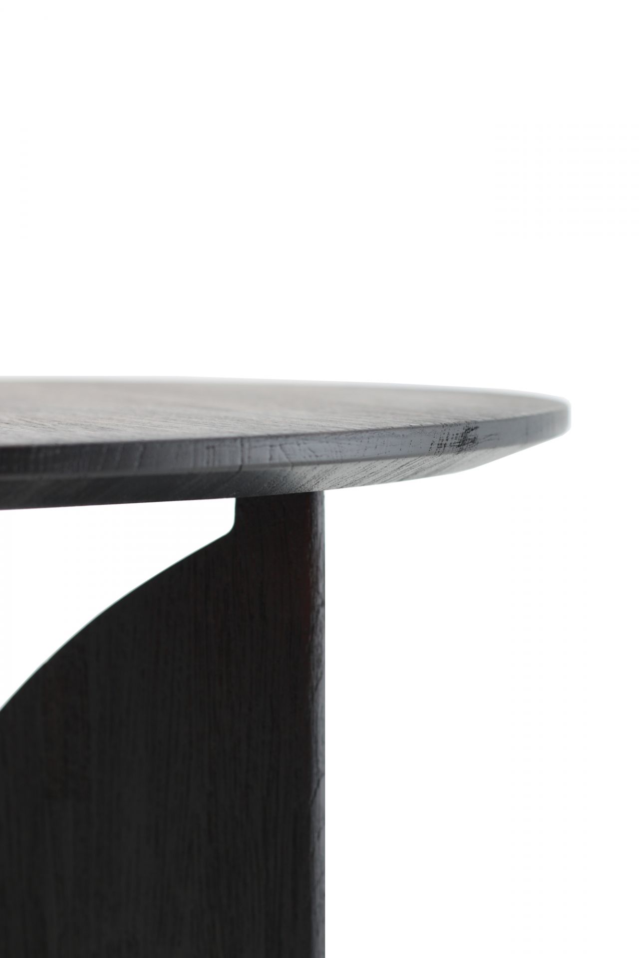 Teak Fin Table d'appoint Peint en Noir Ethnicraft