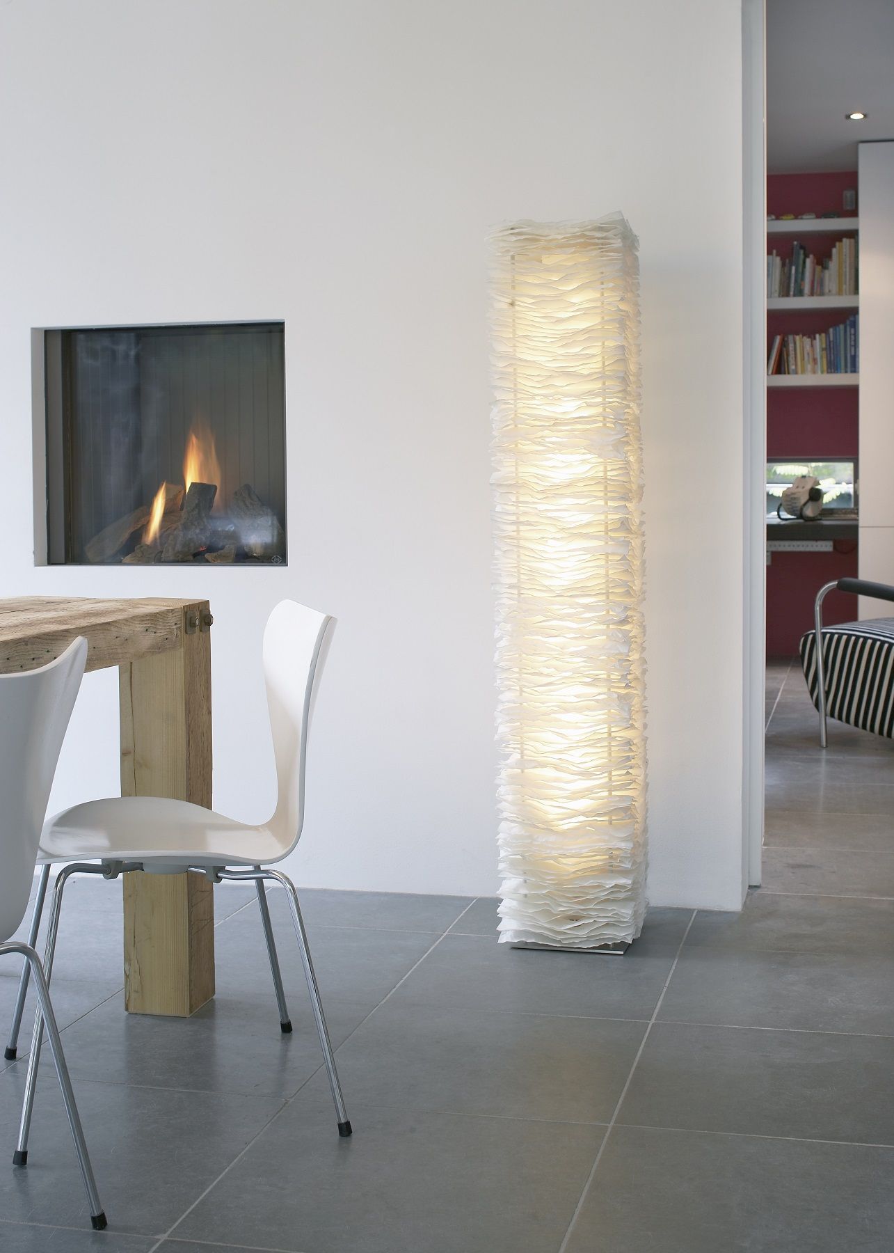 One by one lampadaire Belux