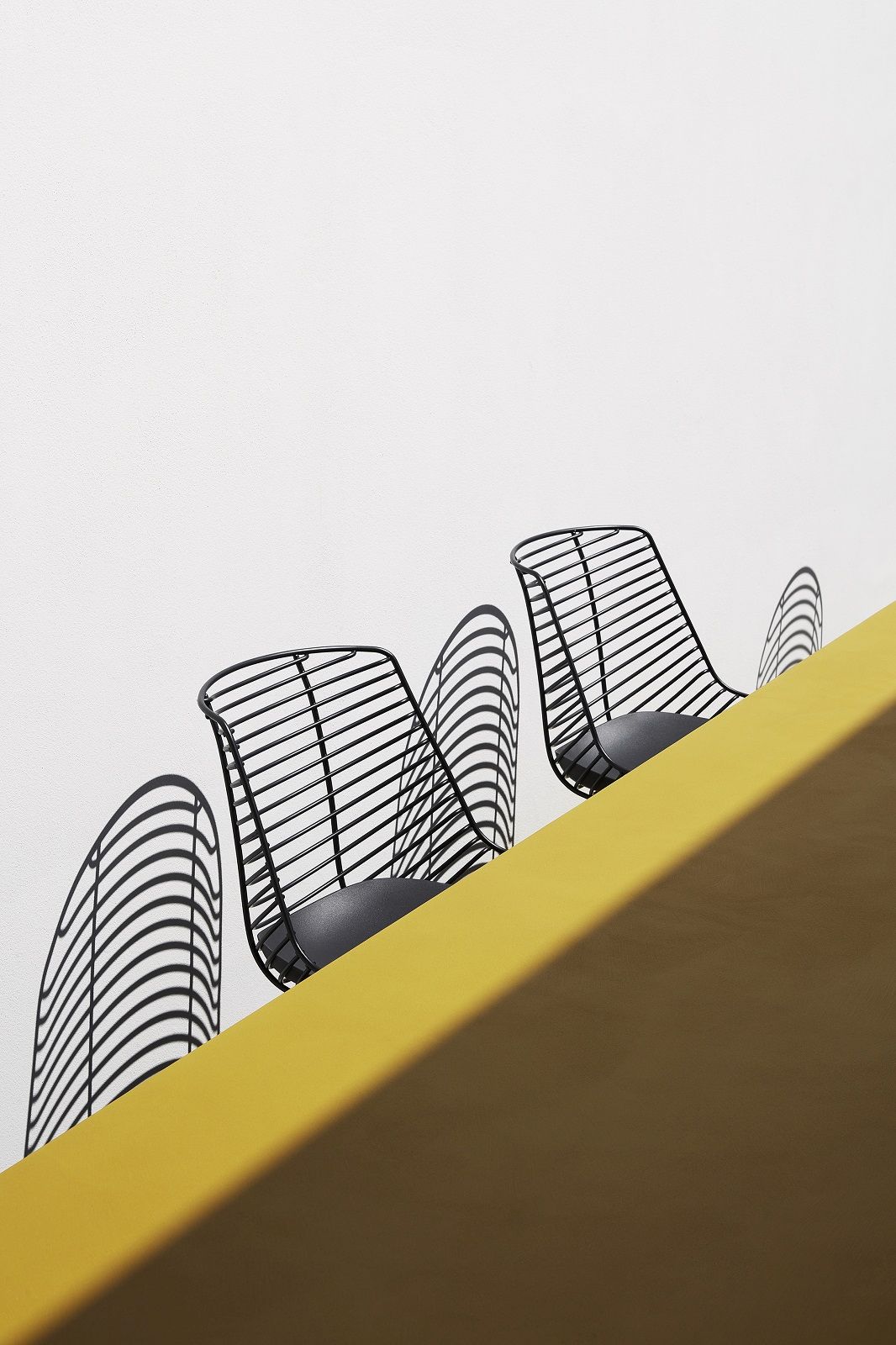 Tense Outdoor Table Table MDF Italia