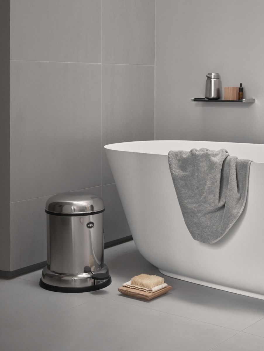 Distributeur de savon mural acier inoxydable Vipp