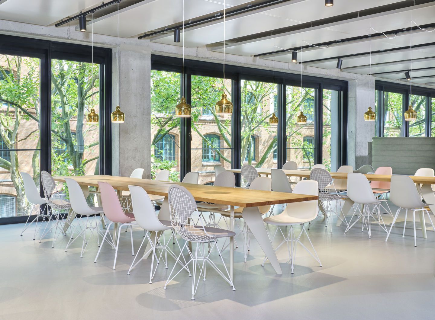 DKX Wire Chair Chaise assise rembourree Vitra