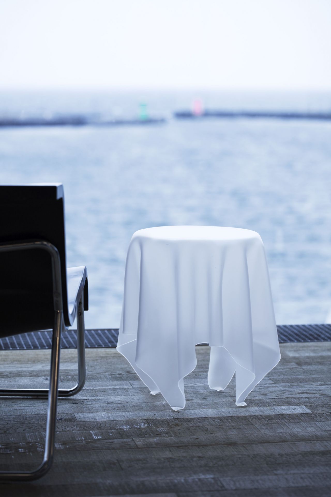 Essey Illusion Table d'appoint ice Klein & More
