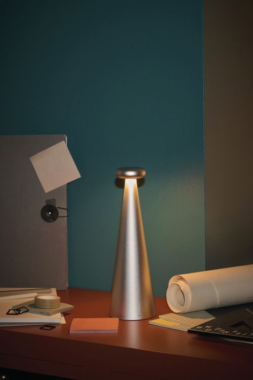 AST02 Bedin lampe de table Alessi AST02 Bedin lampe de table Alessi