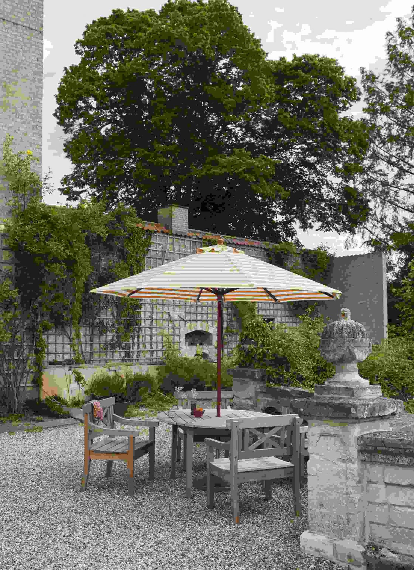 Drachmann Table Ø 126 cm Outdoor Skagerak by Fritz Hansen