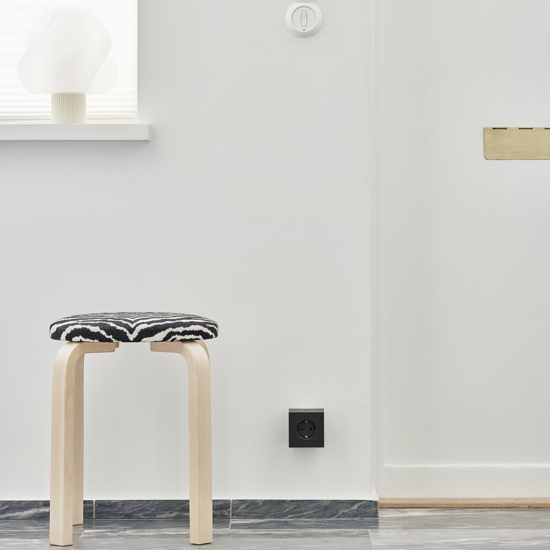 Square 2 - Avolt Cube de prises avec USB-C dfp Design 