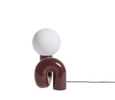 Neotenic Tischleuchte von Petite Friture, kleine Lampe in Braun mit weißem Leuchtmittel.