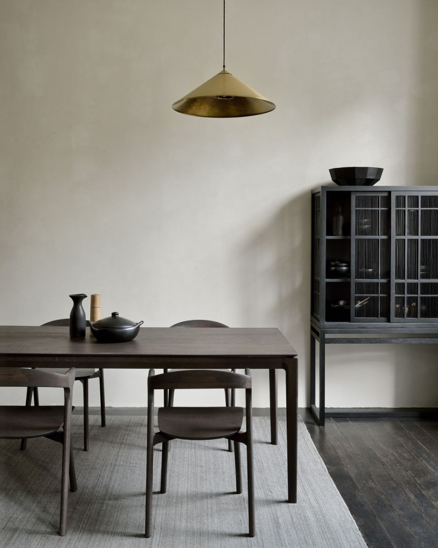 Bok table chêne laqué marron Ethnicraft