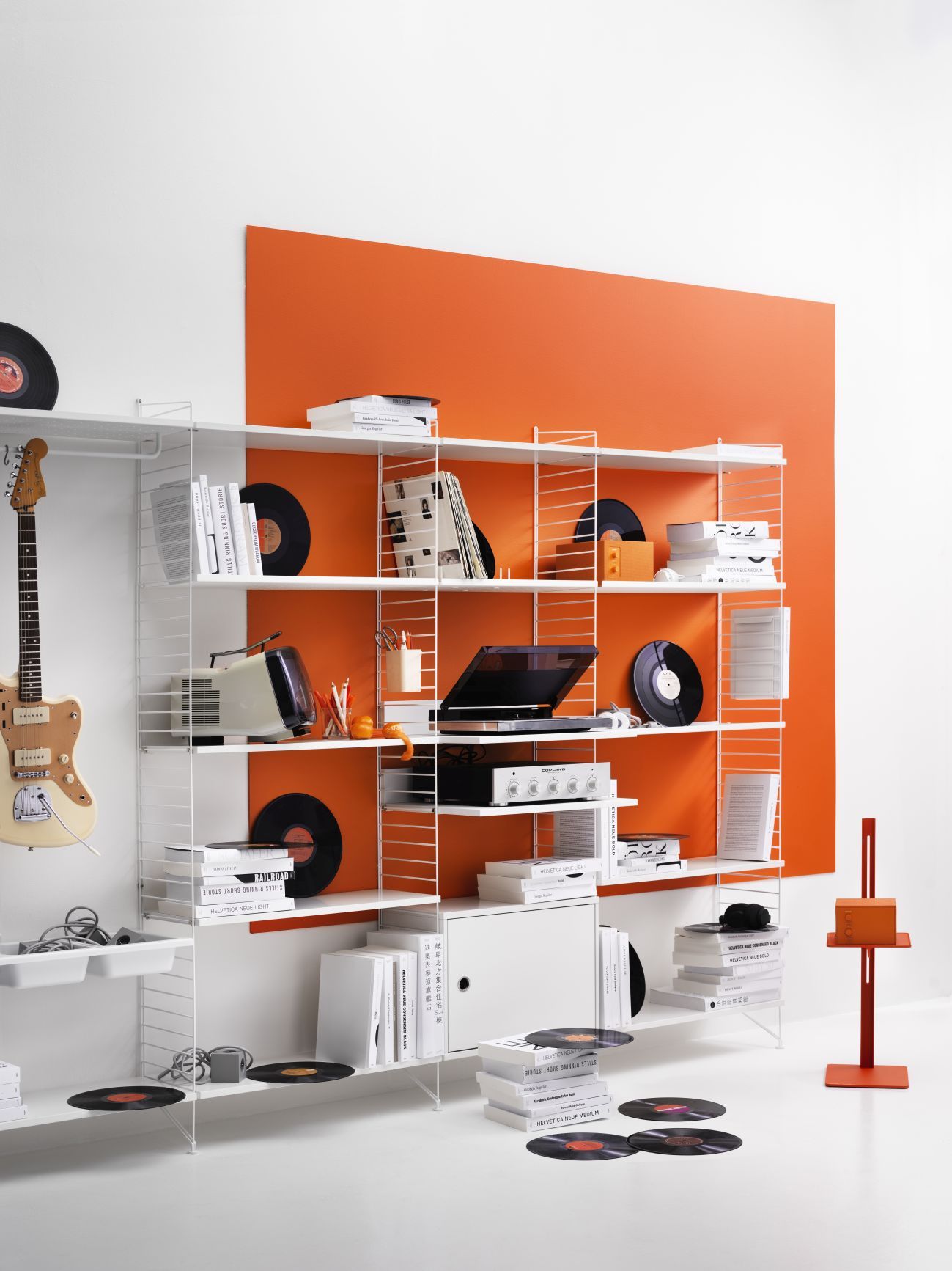 String Salon Système d'étagères murales Q String Furniture Blanc - Beige