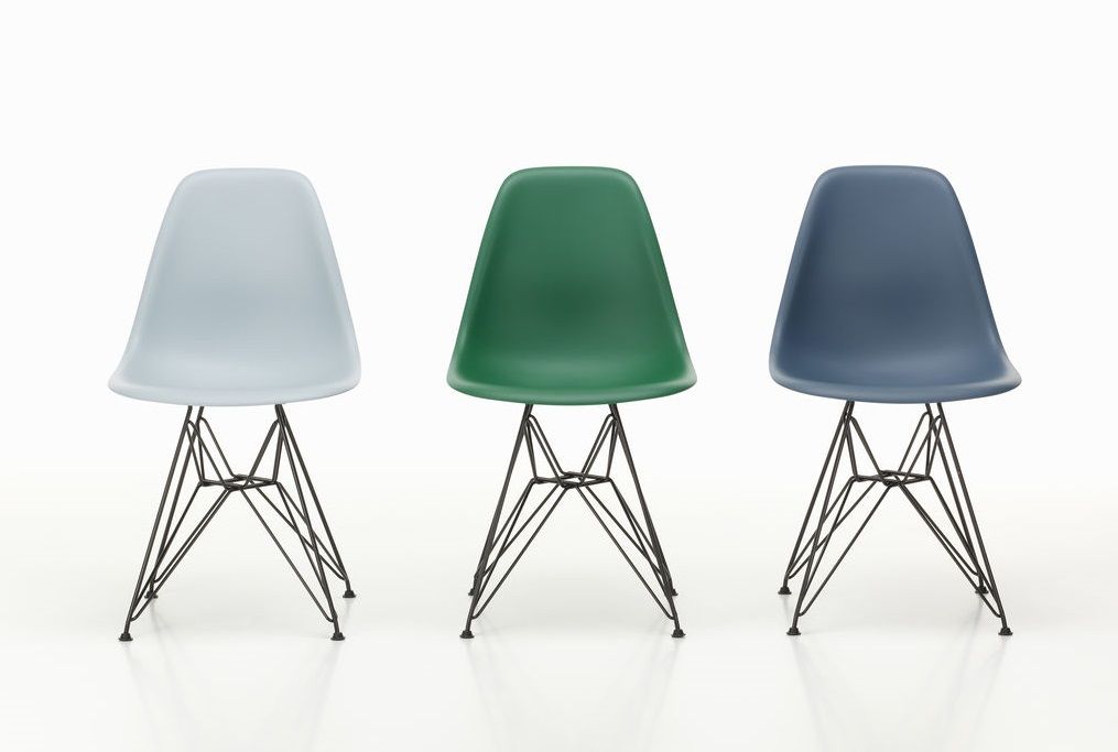 Eames Plastic Side Chair DSR chaise Vitra
