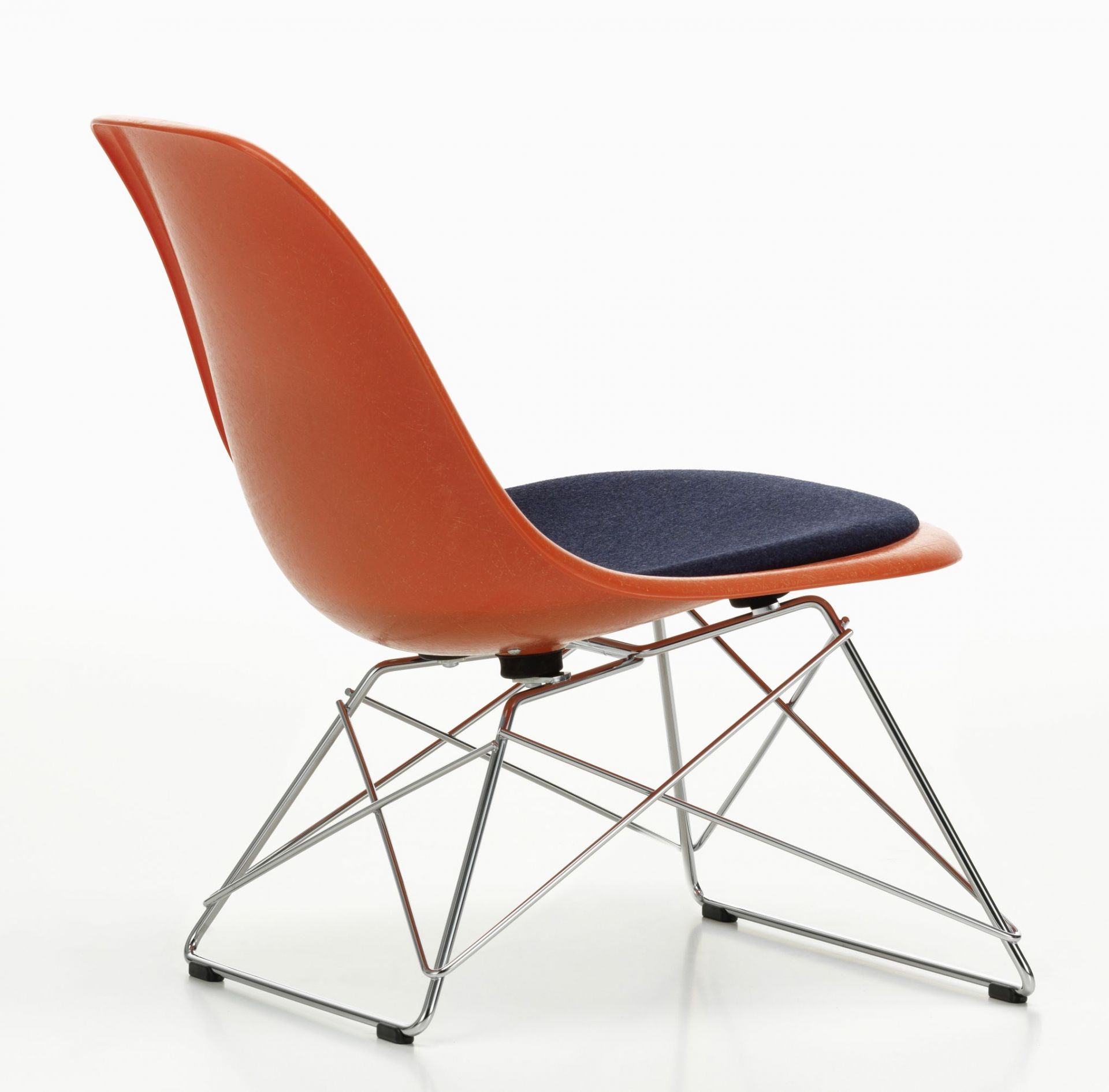 Eames Fiberglass Chair LSR chaise avec coussin d'assise Vitra