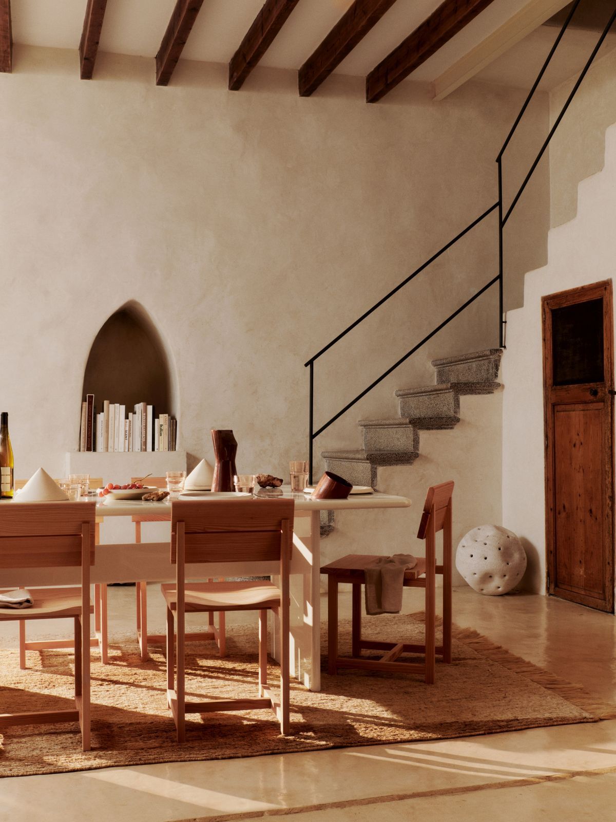 Visit Chaise de salle à manger Ferm Living