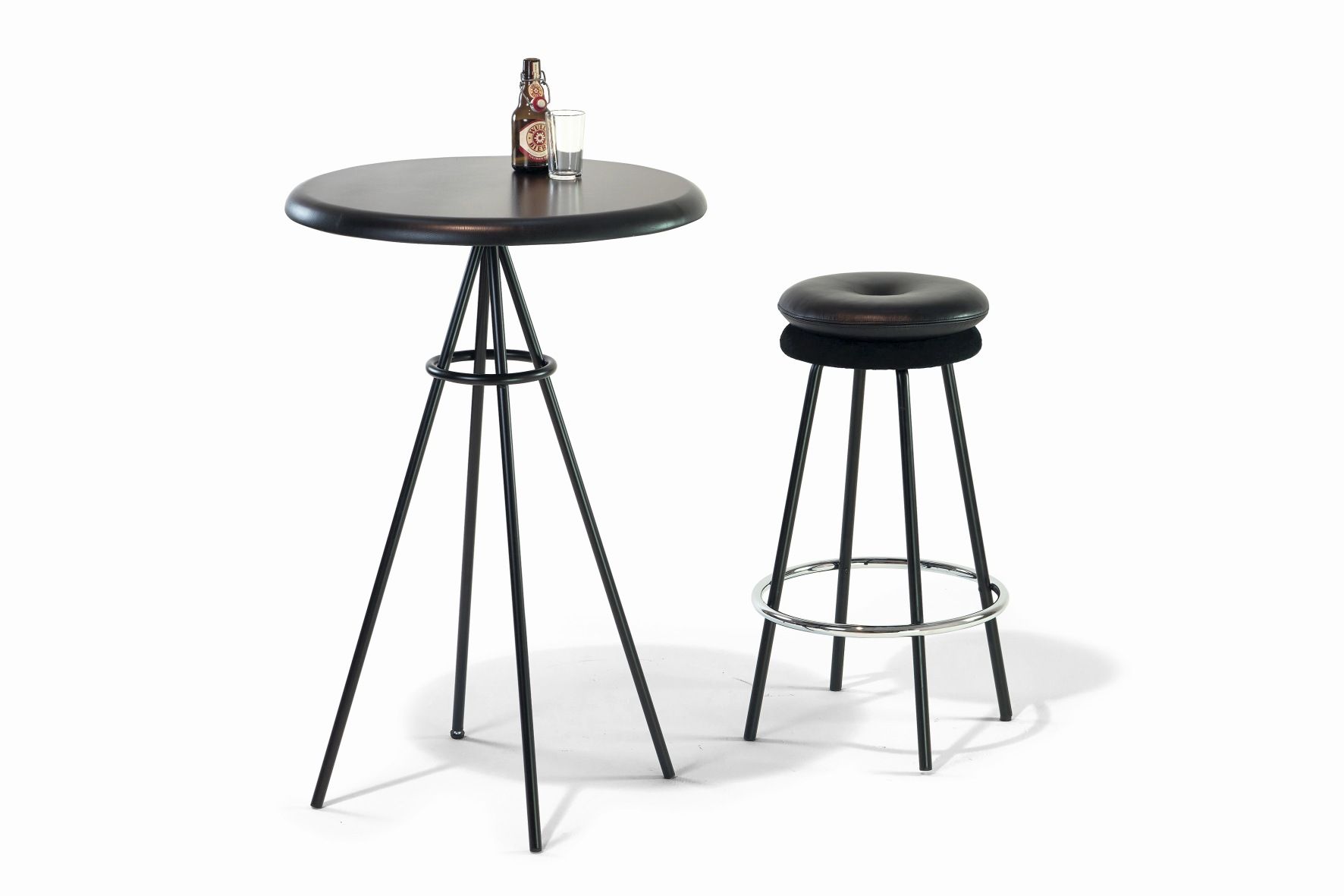Tom Table haute Richard Lampert